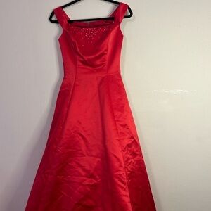 Jessica McClintock for Gunne Sax Red Maxi Dress